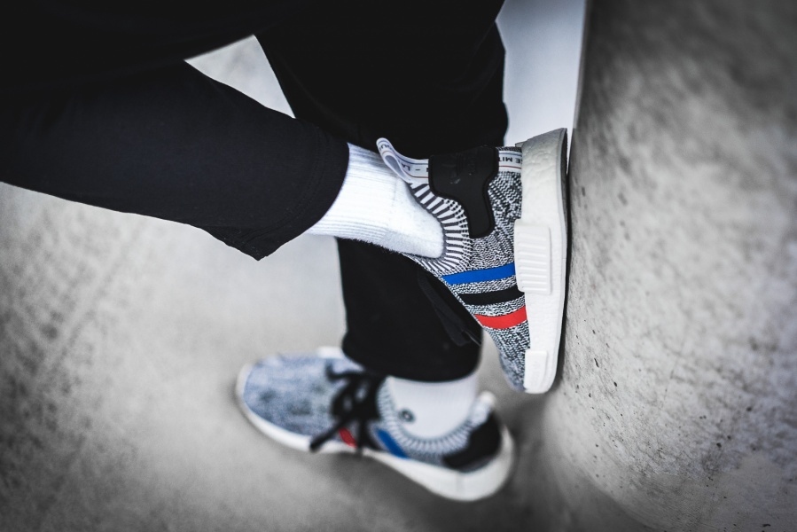 adidas-nmd_r1-pk-tri-color-grau-bb2888-44-eur-95-uk-mood-3.jpg