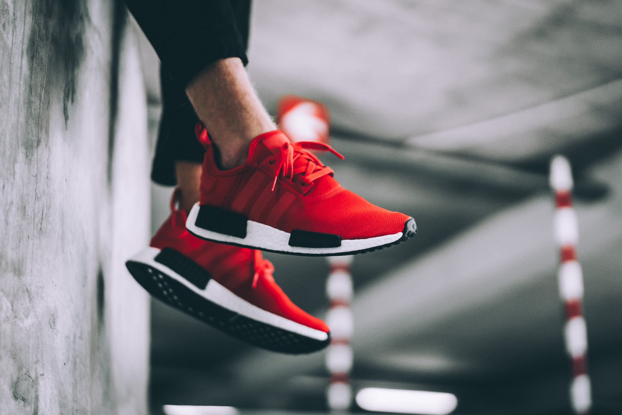 adidas-BB1970-NMD_R1-red-1.jpg